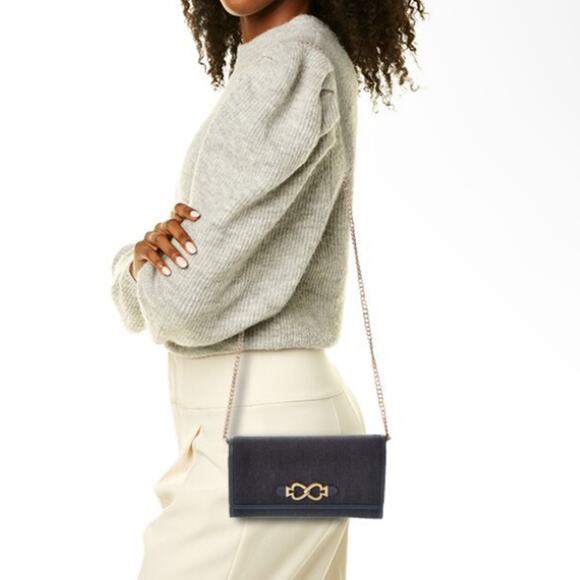 NWT Kate spade toujours chain leather clutch in blue denim and gold hardware - Picture 2 of 9